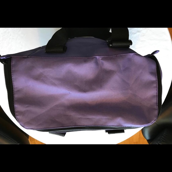 Young & Threads Bag - Picture 5 of 11